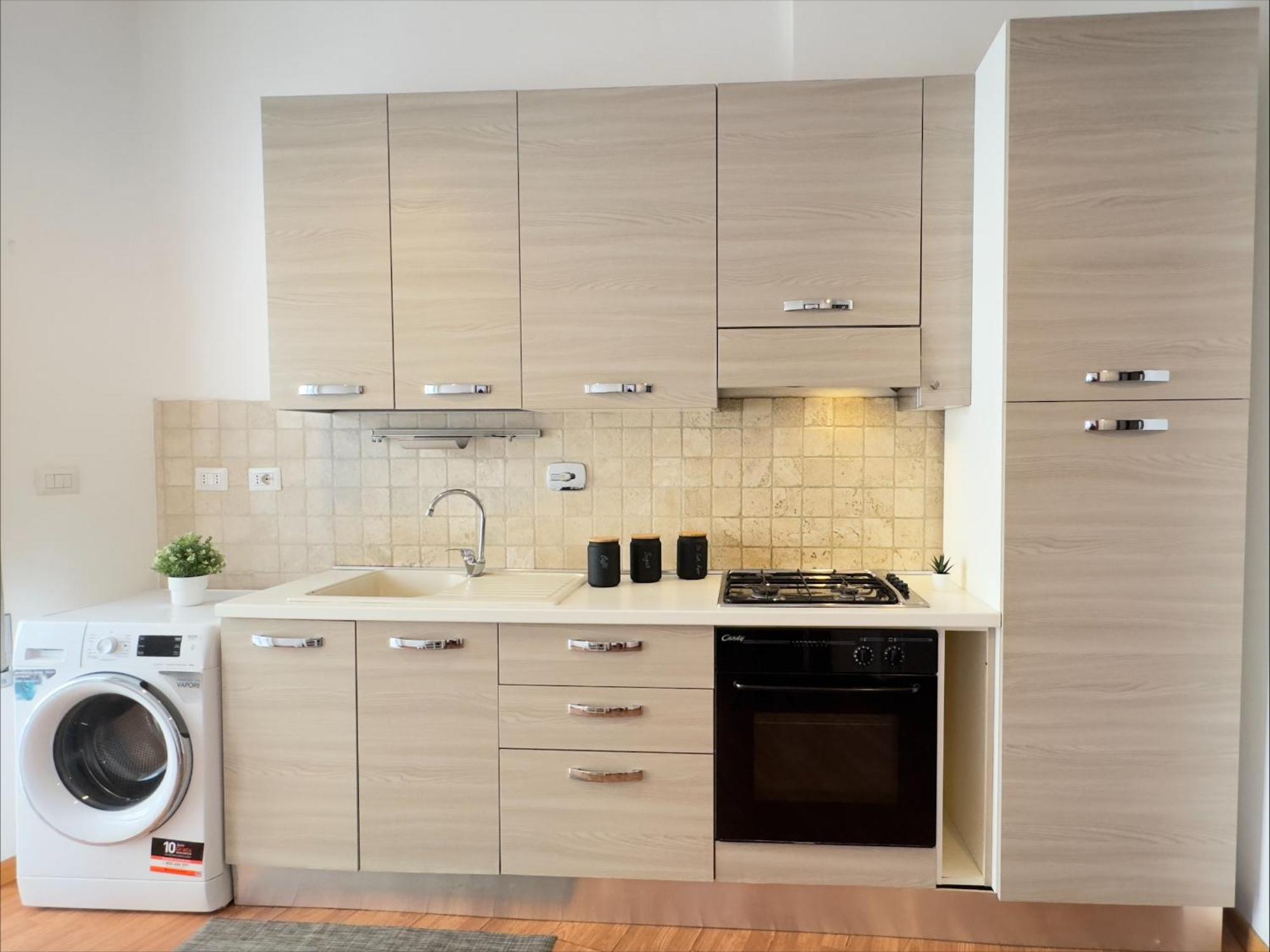 Golden Essence Apartment - Terrace & Metro Rome