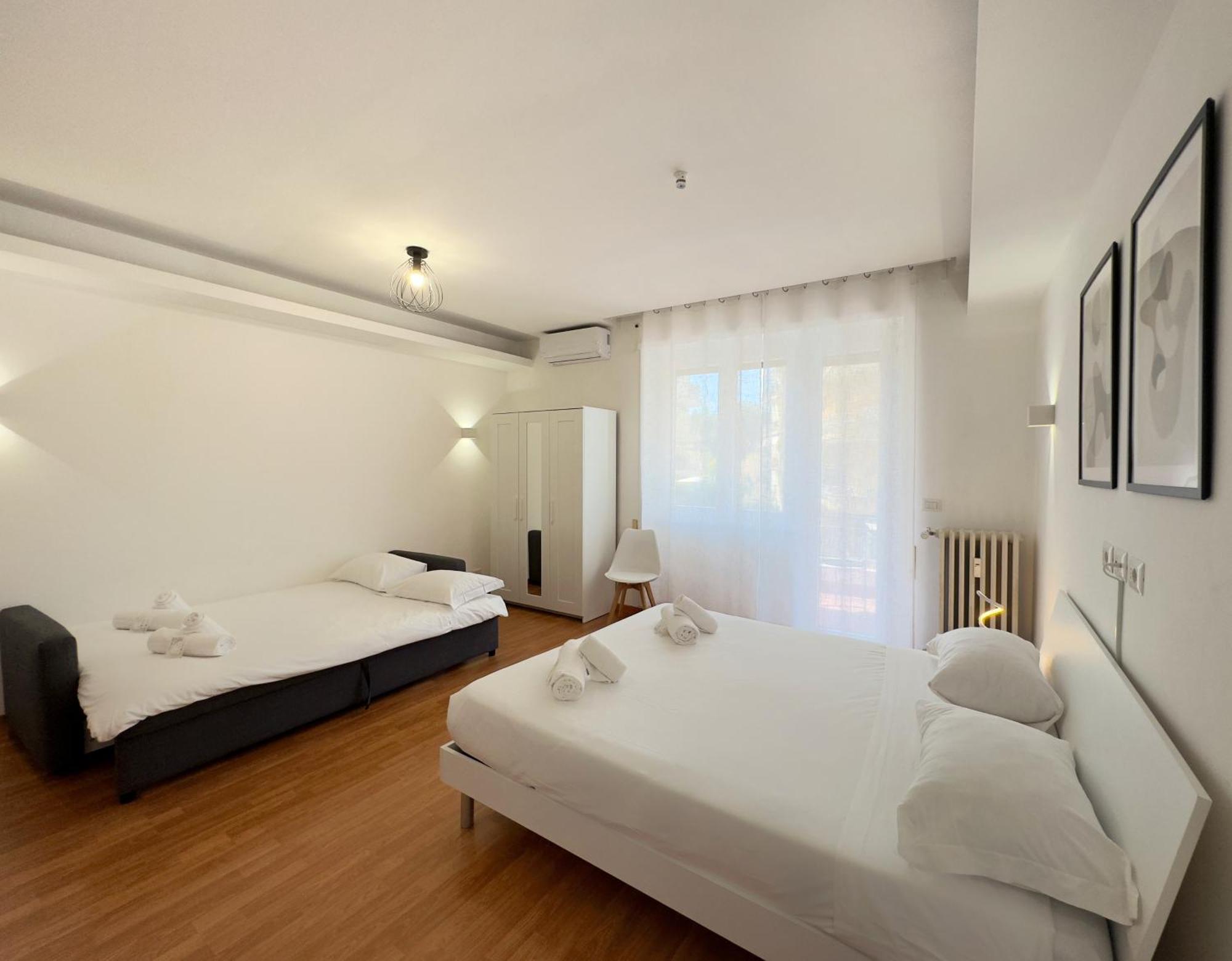 Appartamento Golden Essence Apartment - Terrace & Metro Roma